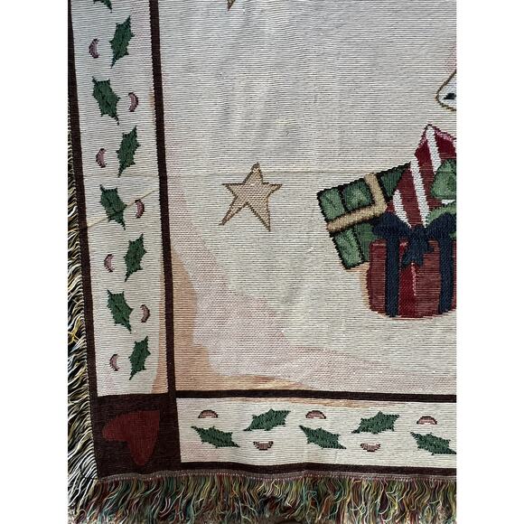 Christmas tapestry blanket, tree, holly, toys lightweight LARGE 50 x 60 - Picture 4 of 9